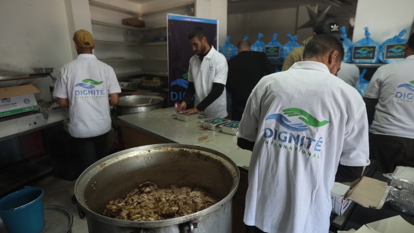 Préparation de repas chauds à Gaza